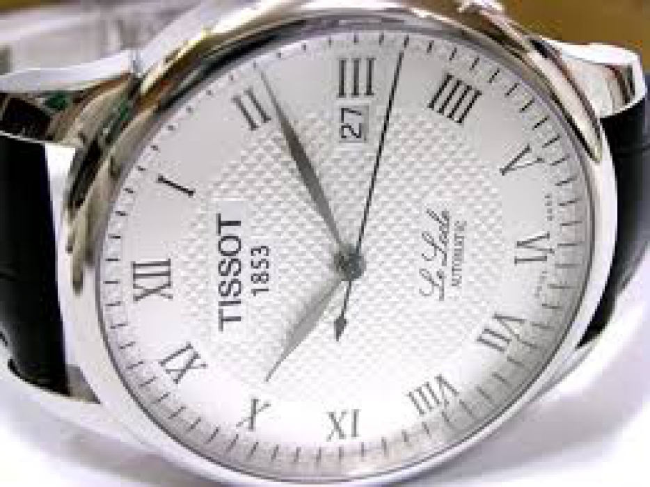 Секундная стрелка тиссот. Тиссот Ле Локль т41.1.483.33. Часы Tissot t41.1.423.33. Tissot t41.1.483.53. Tissot l164/264-1.