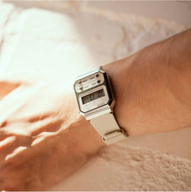 A100WEF-8ADF Saat